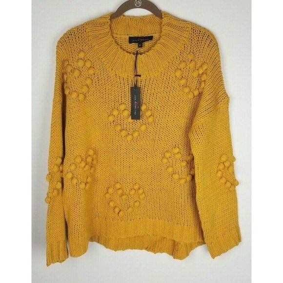 Love At First Find Sz. XL Heart Pom Pom Knit Mustard Sweater Ribbed Edging NWT - Picture 1 of 5